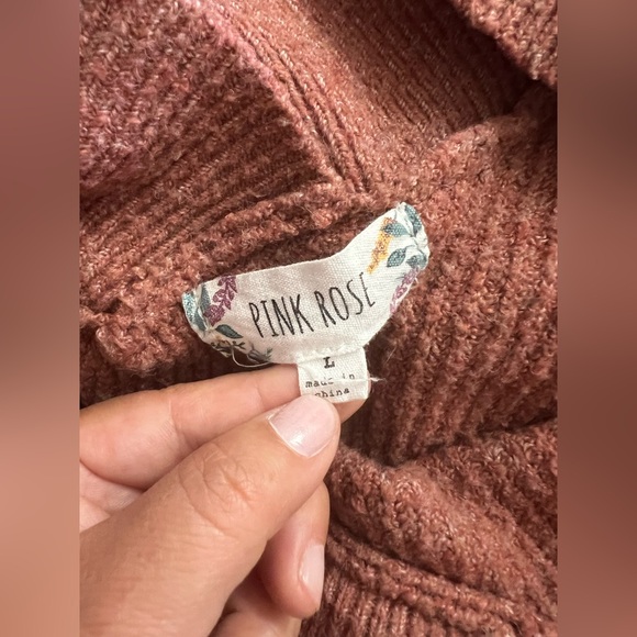 Pink Rose V-Neck Sweater in Warm Brown - Picture 4 of 5